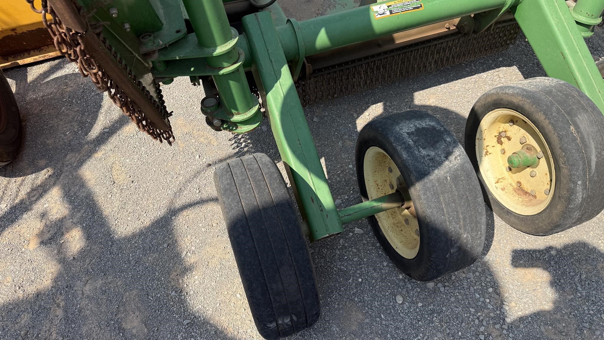 2001 John Deere 1518 Rotary Cutter