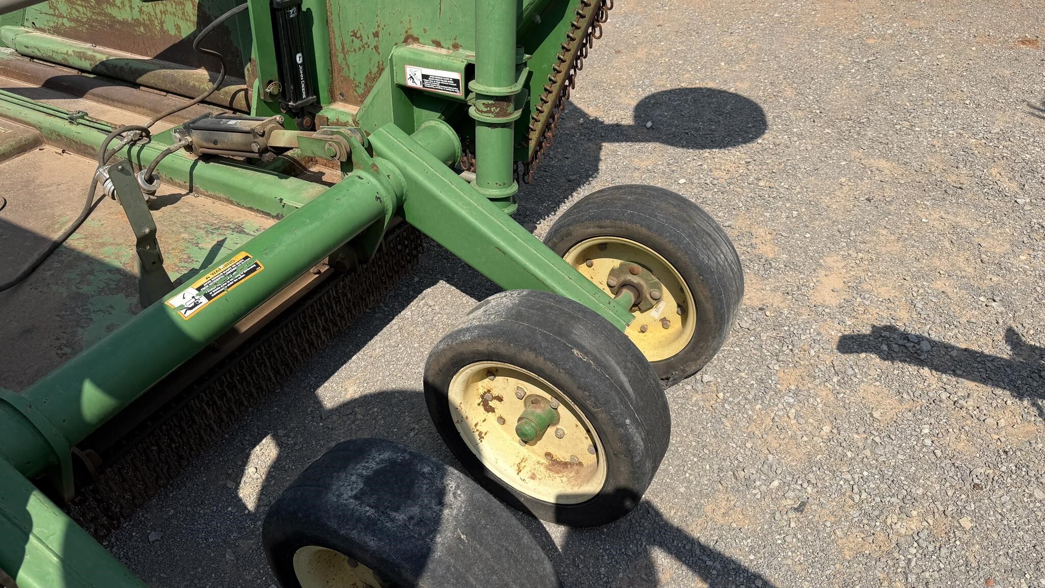 2001 John Deere 1518 Rotary Cutter