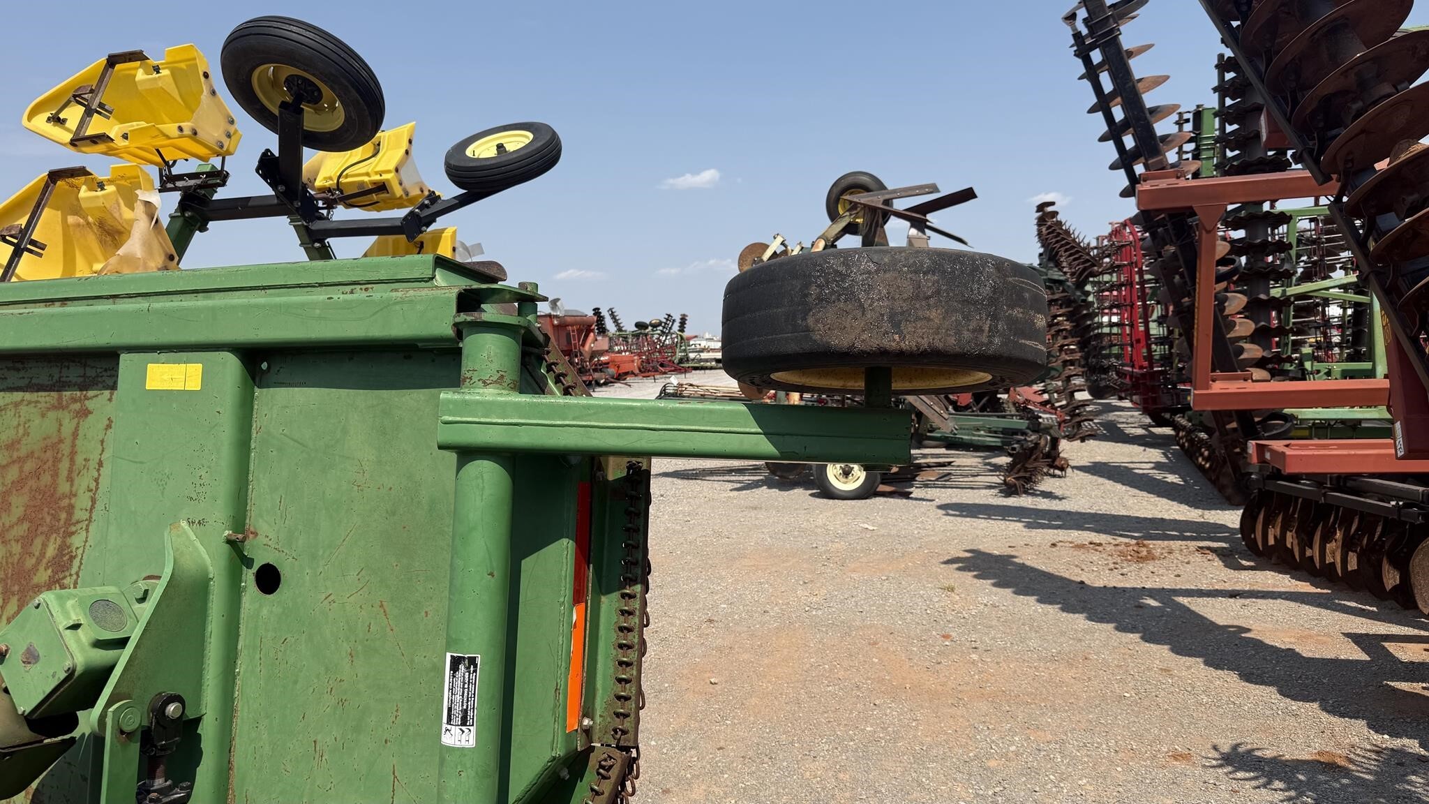 2001 John Deere 1518 Rotary Cutter