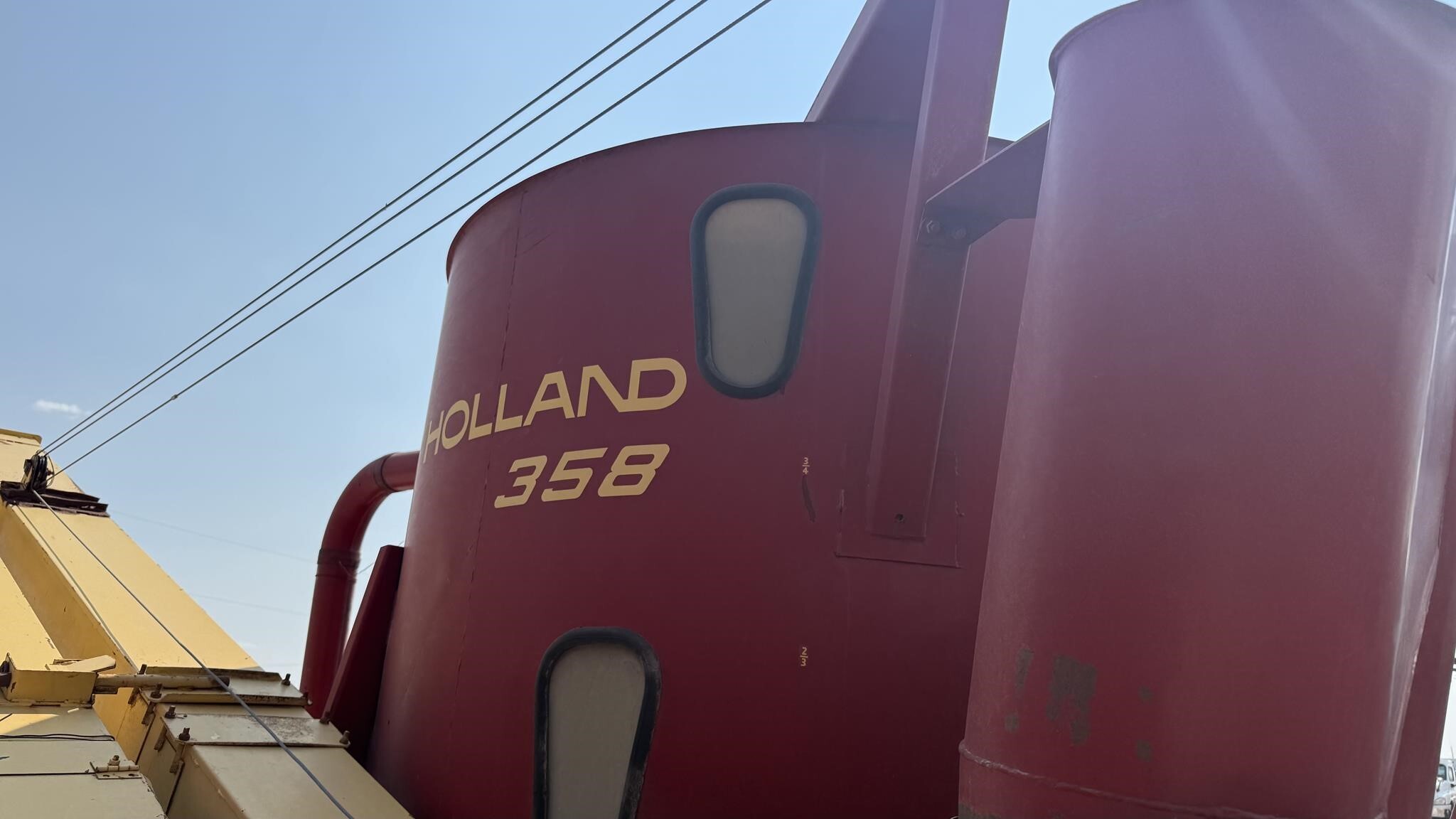  New Holland 358 Grinders and Mixer