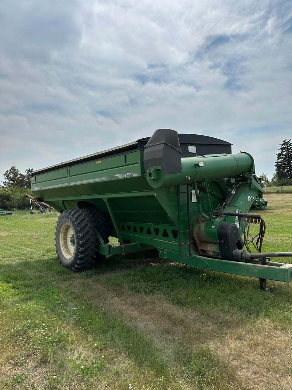  Brent 1194 Grain Cart