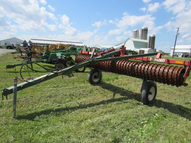  Brillion P10 Mulchers / Cultipacker