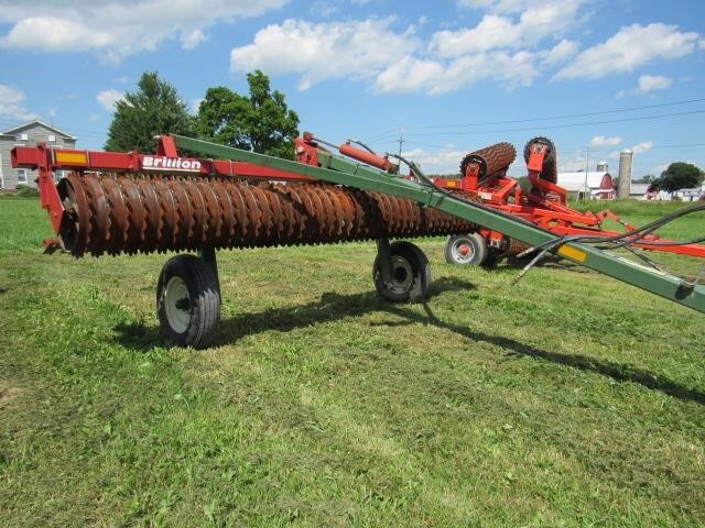  Brillion P10 Mulchers / Cultipacker