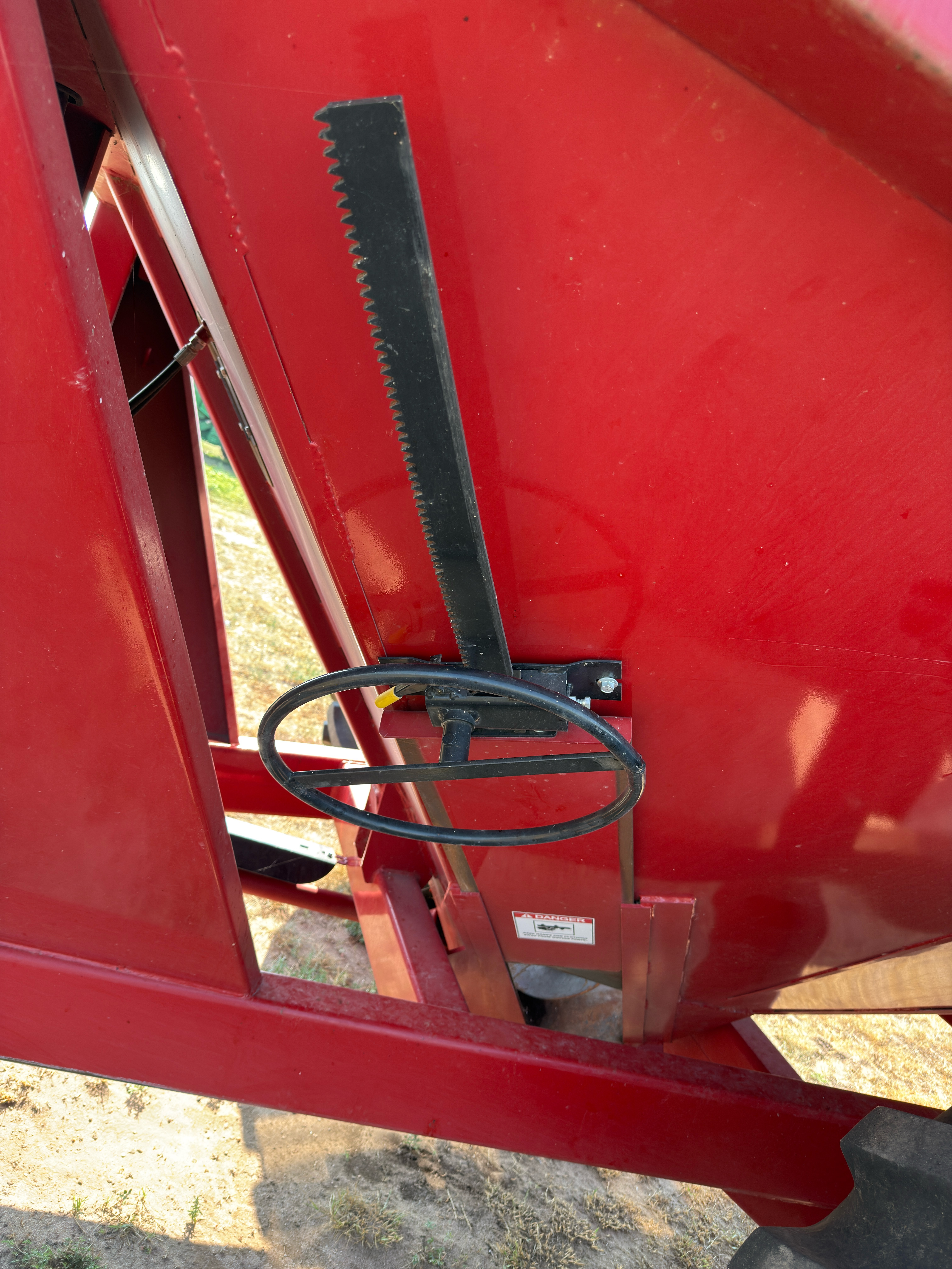 2021 J&M Grain Cart Grain Cart