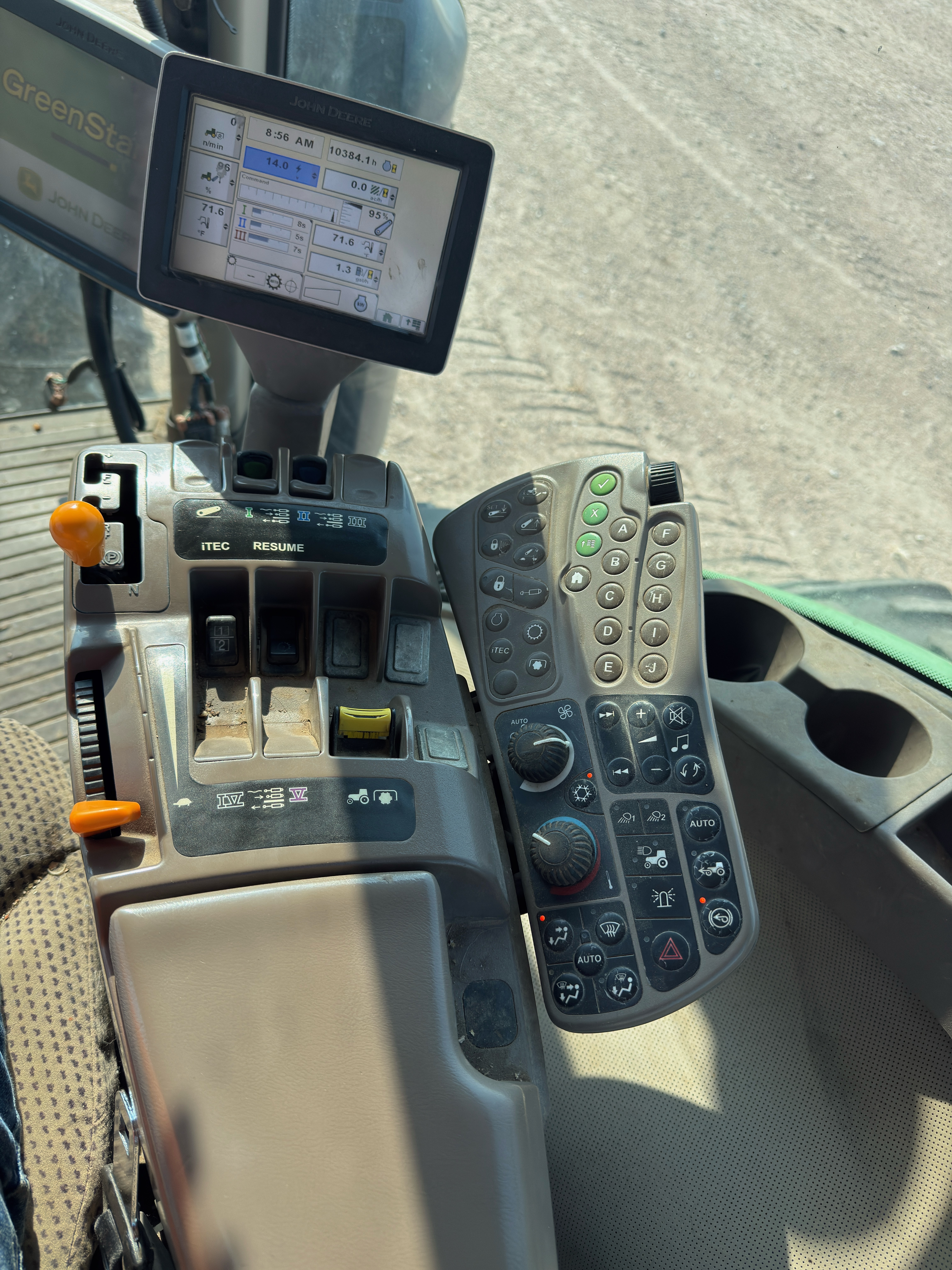 2013 John Deere 8235R Tractor