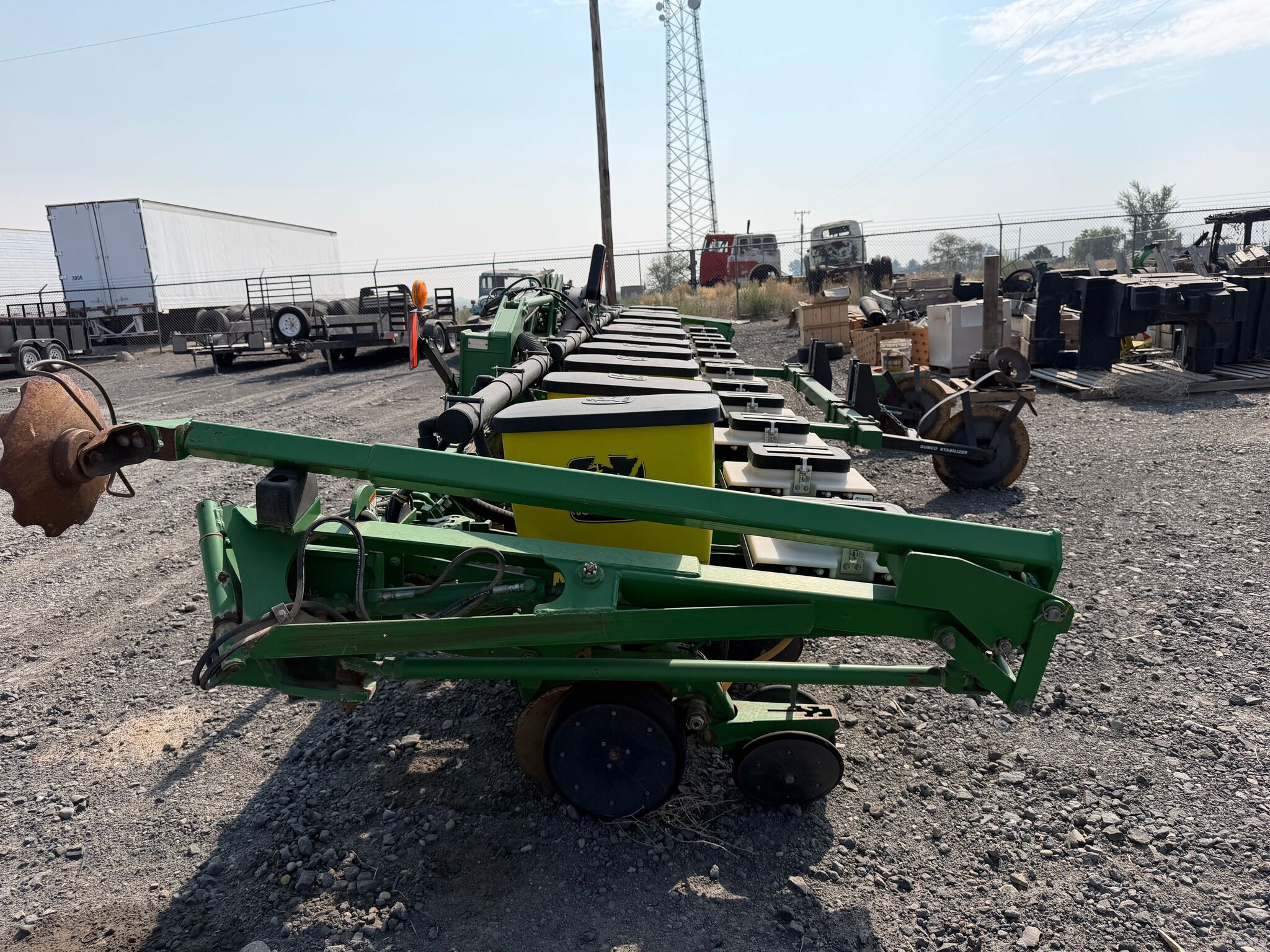 1998 John Deere 1720 Planter