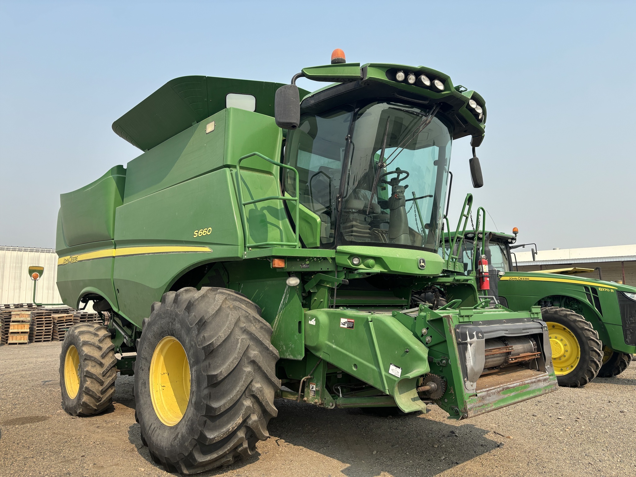 2012 John Deere S660 Combine