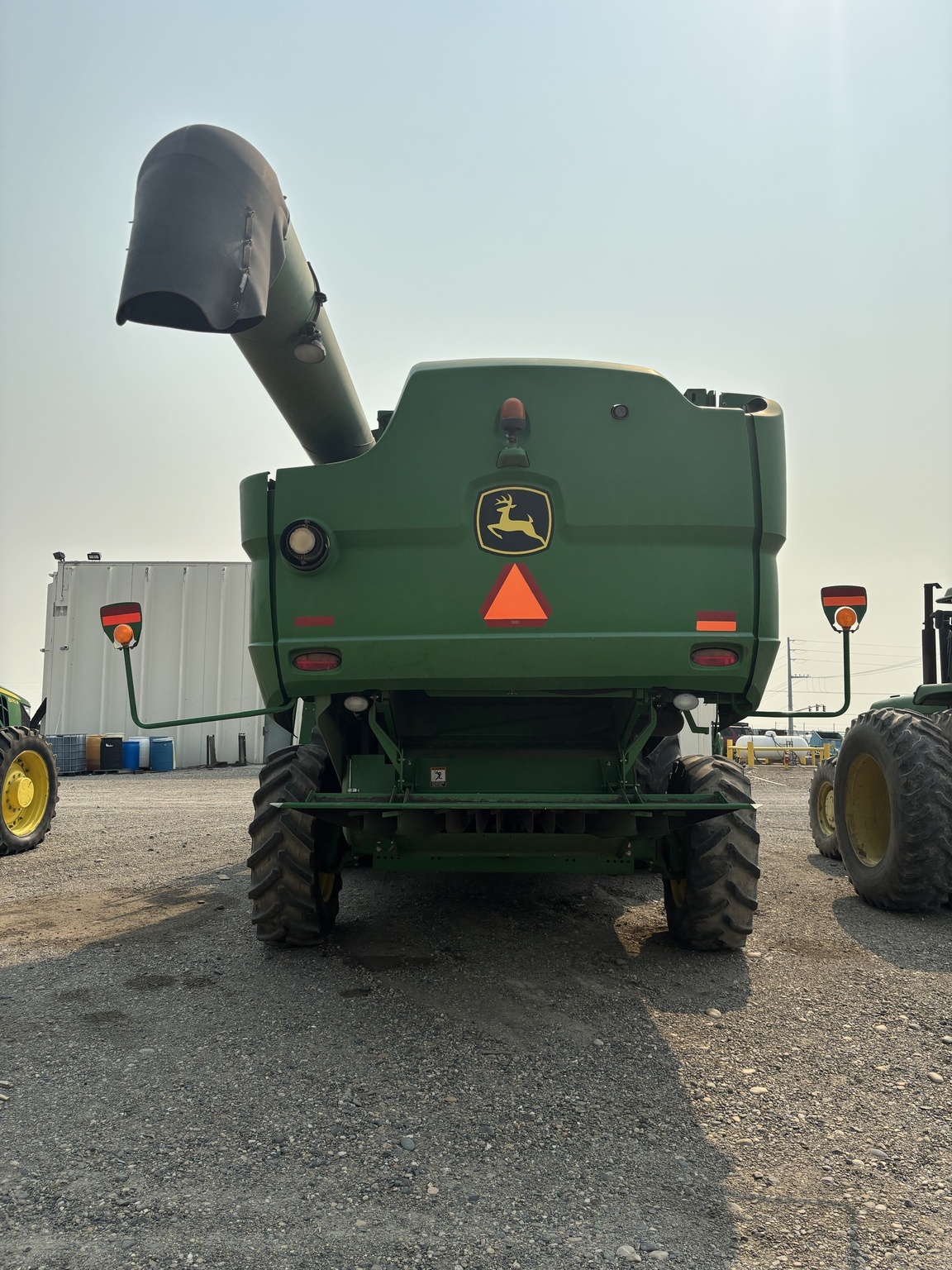 2012 John Deere S660 Combine