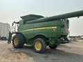 2012 John Deere S660 Combine