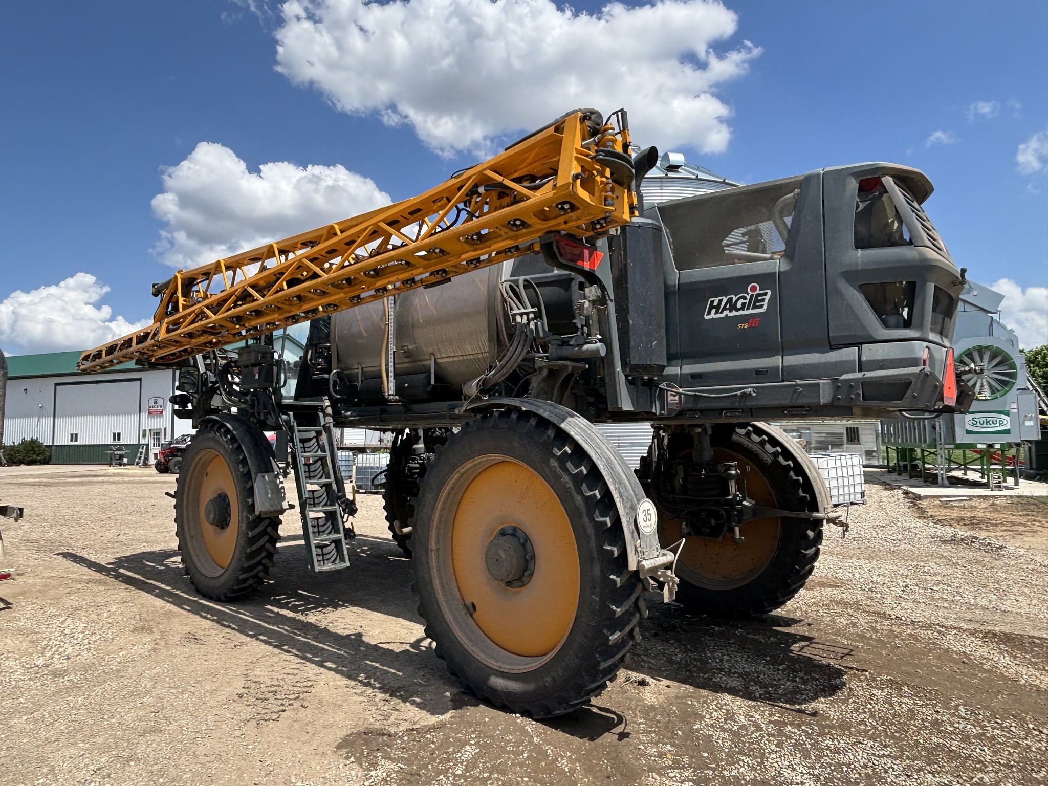 2025 Hagie STS16 Self-Propelled Sprayer