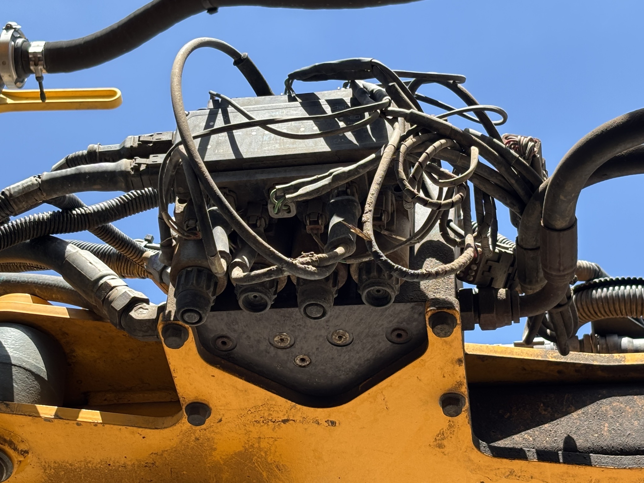 2025 Hagie STS16 Self-Propelled Sprayer