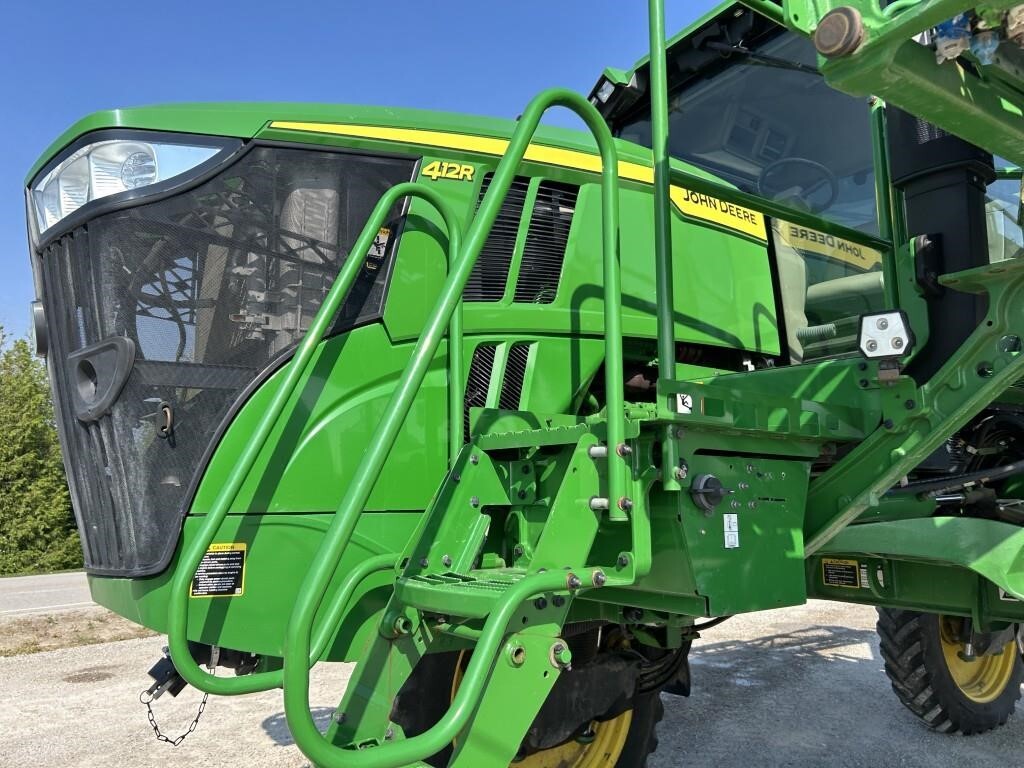 2023 John Deere 412R Self-Propelled Sprayer