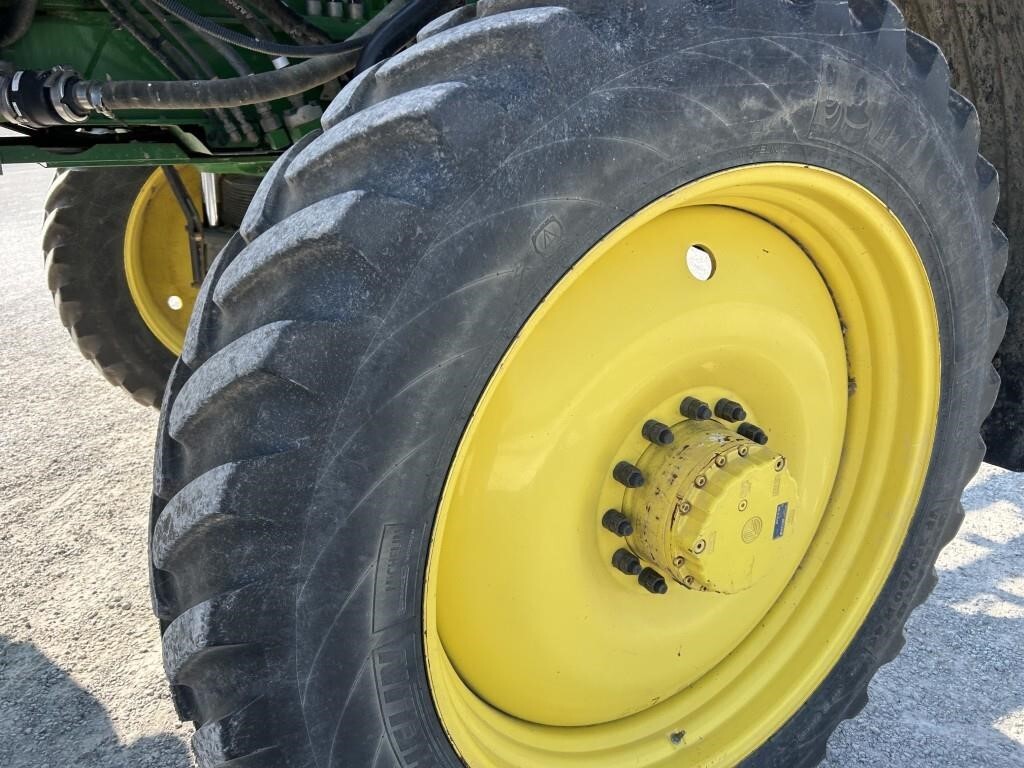 2023 John Deere 412R Self-Propelled Sprayer