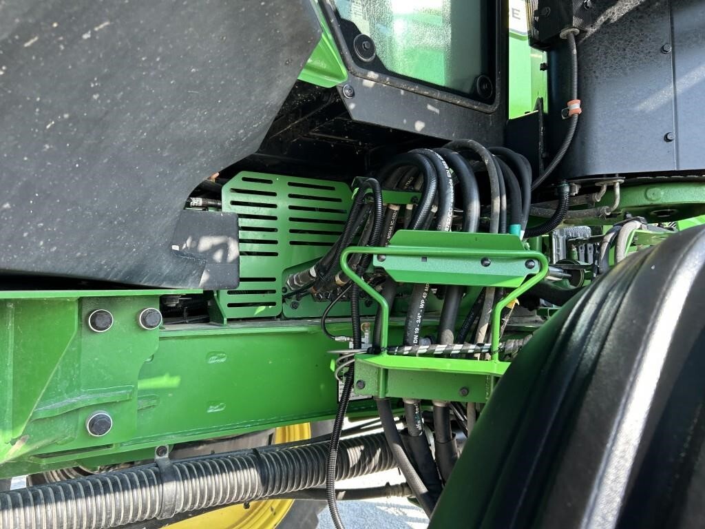 2023 John Deere 412R Self-Propelled Sprayer