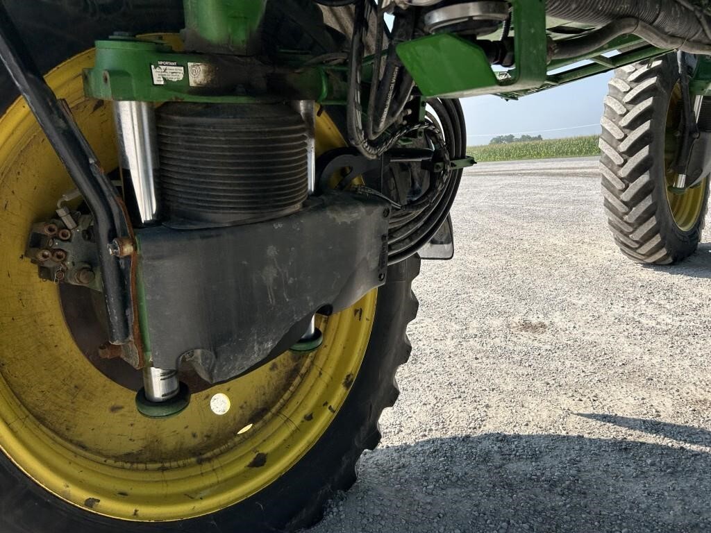 2023 John Deere 412R Self-Propelled Sprayer