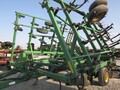  John Deere 980 Field Cultivator