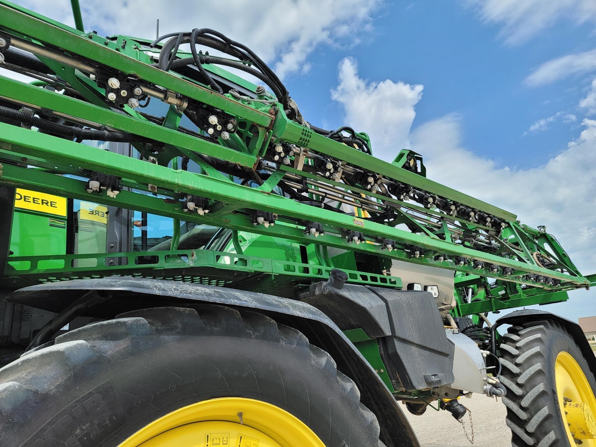 2023 John Deere 616R Self-Propelled Sprayer
