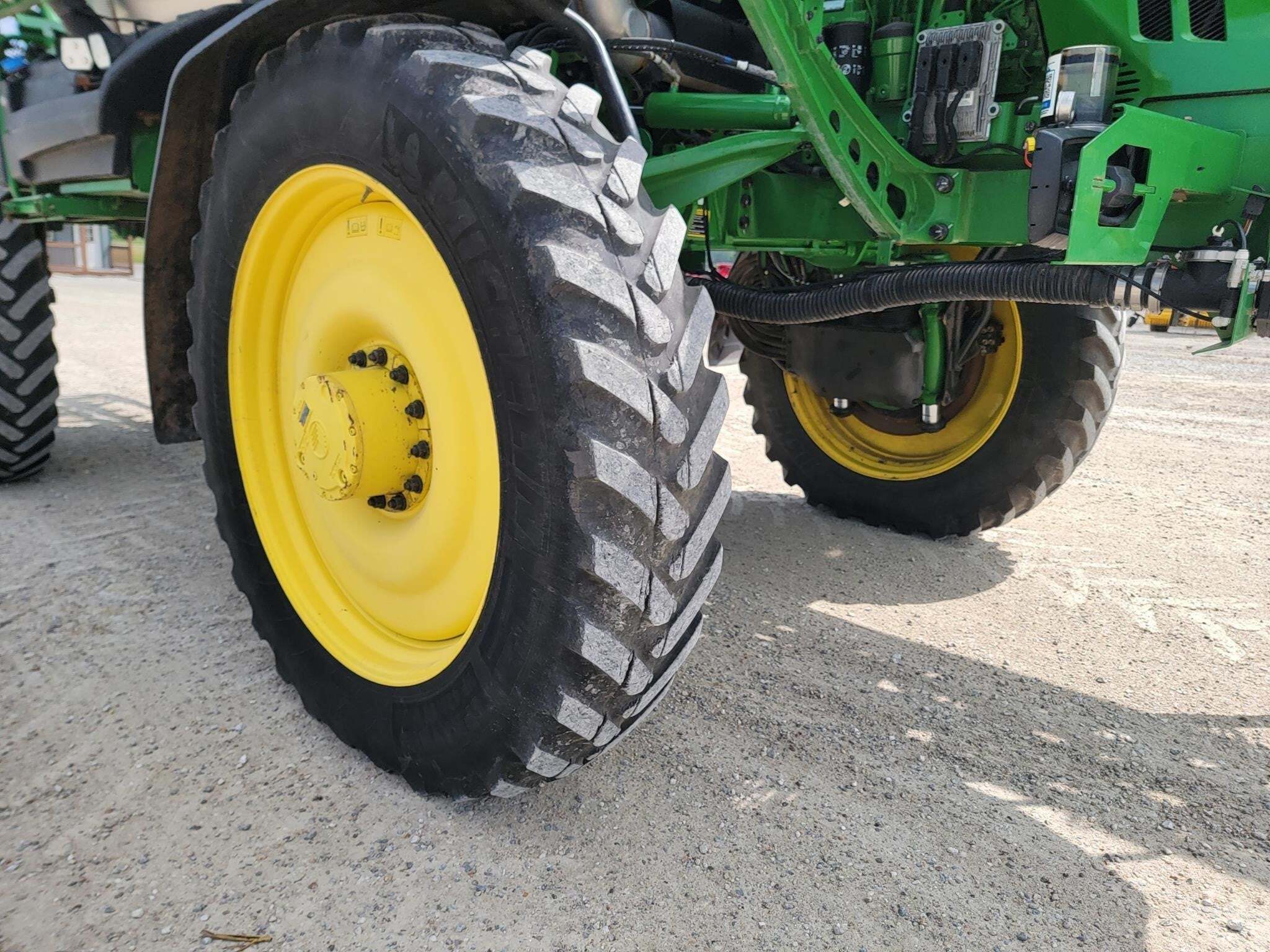 2023 John Deere 616R Self-Propelled Sprayer