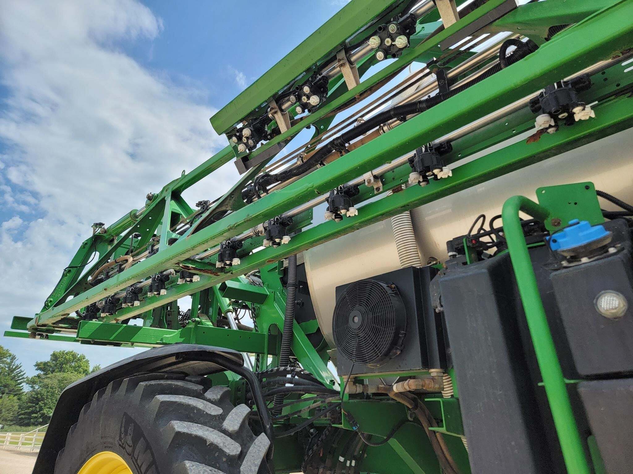 2023 John Deere 616R Self-Propelled Sprayer
