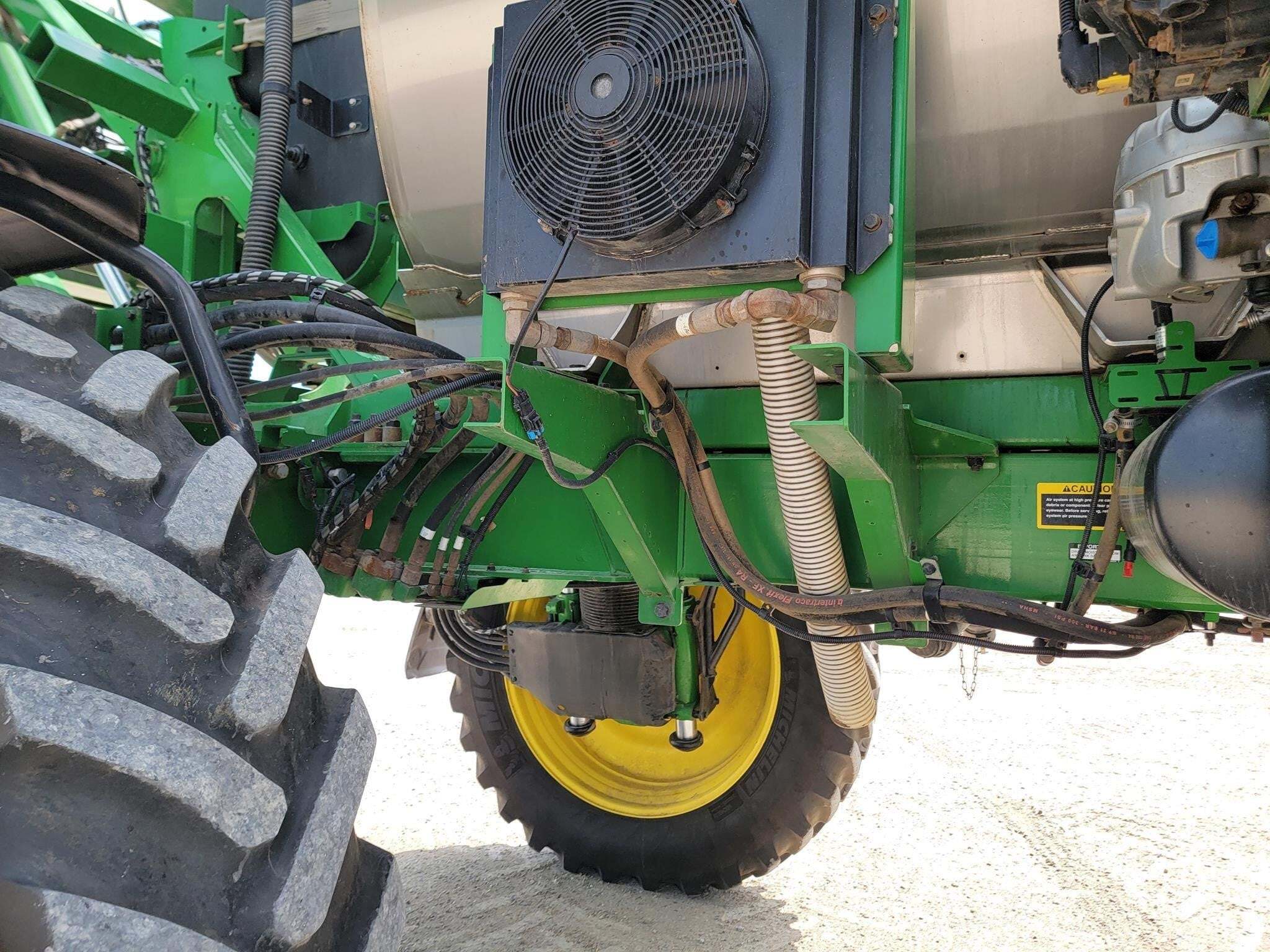 2023 John Deere 616R Self-Propelled Sprayer
