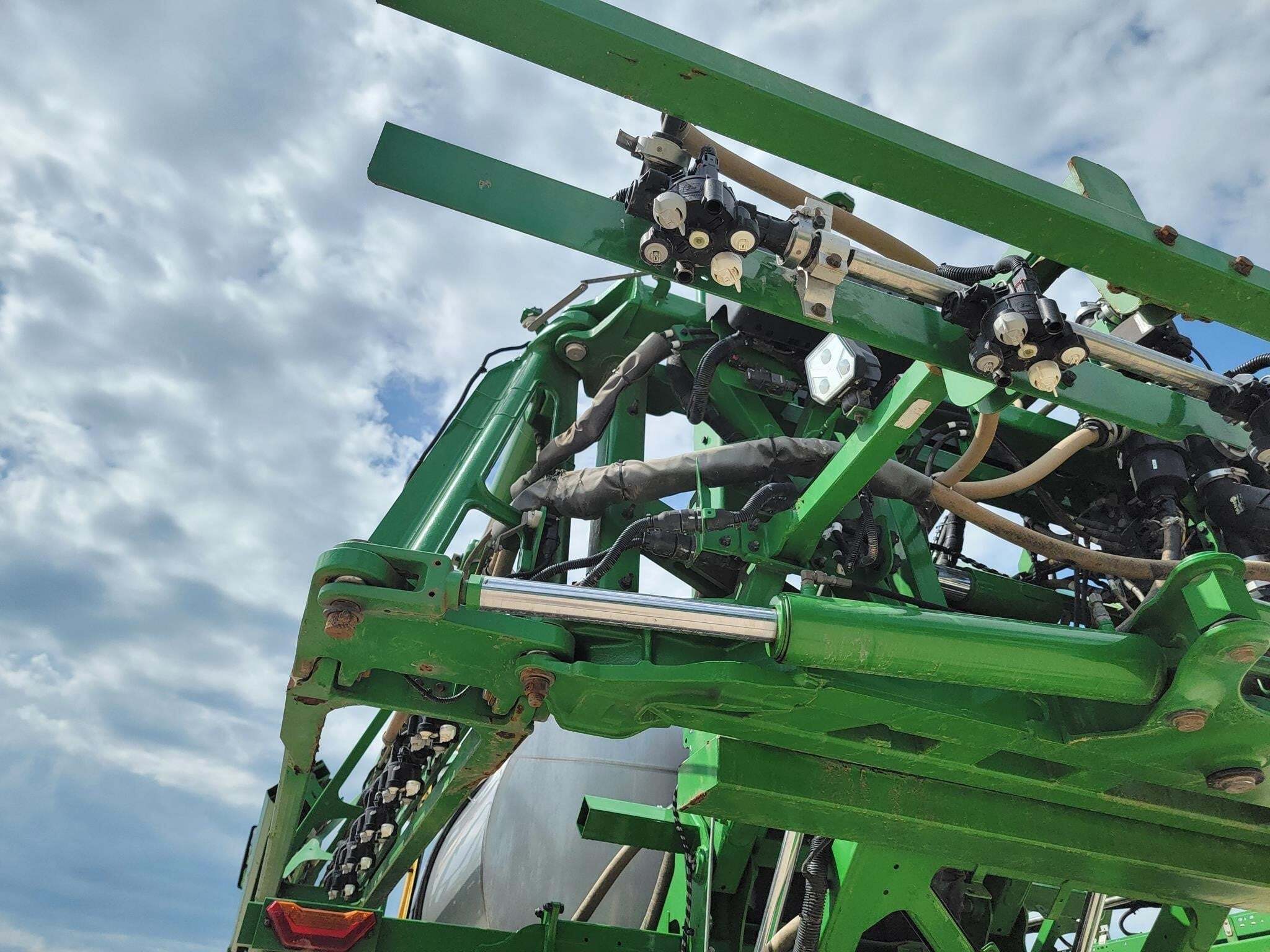 2023 John Deere 616R Self-Propelled Sprayer