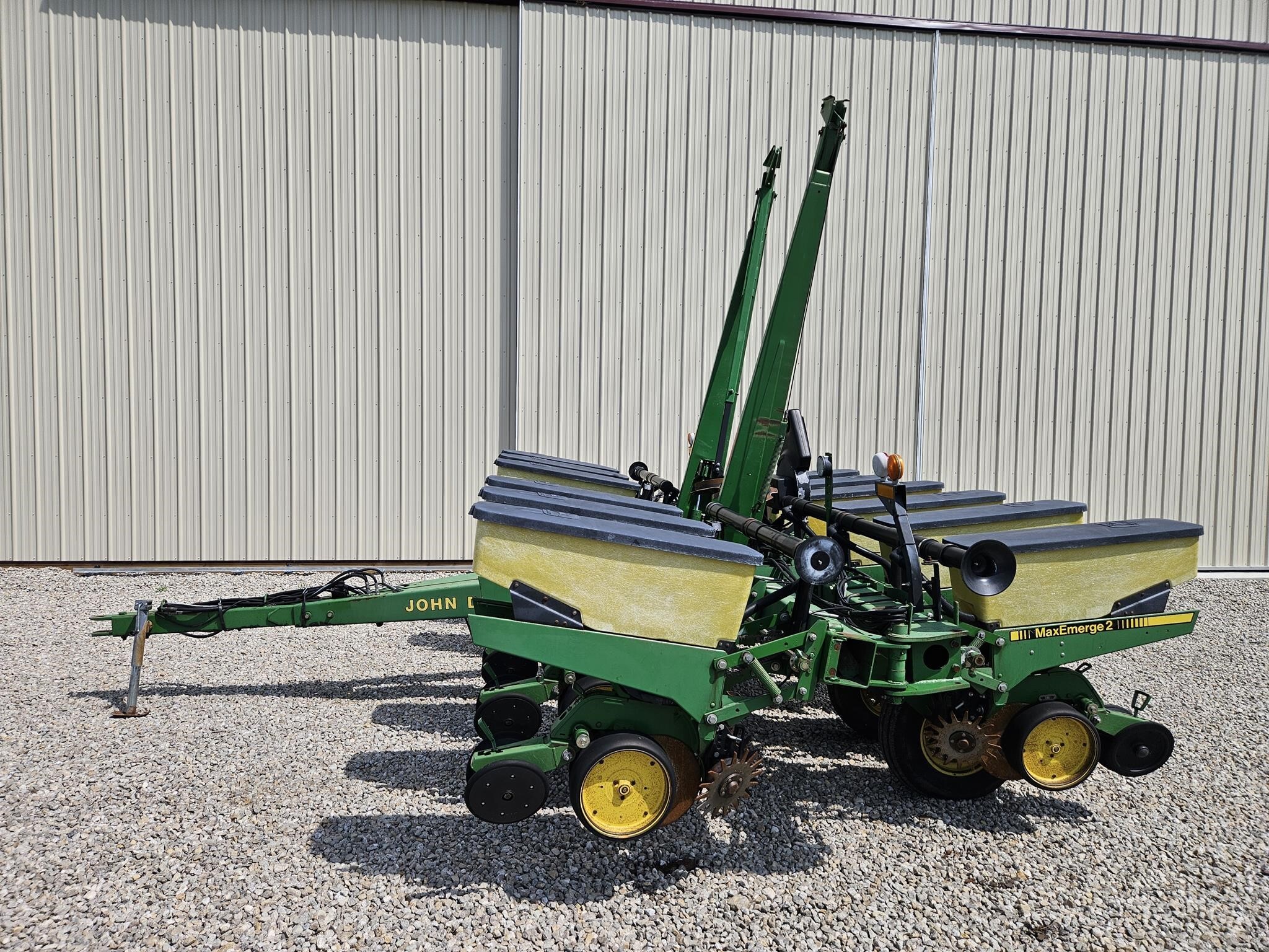  John Deere 7200 Planter
