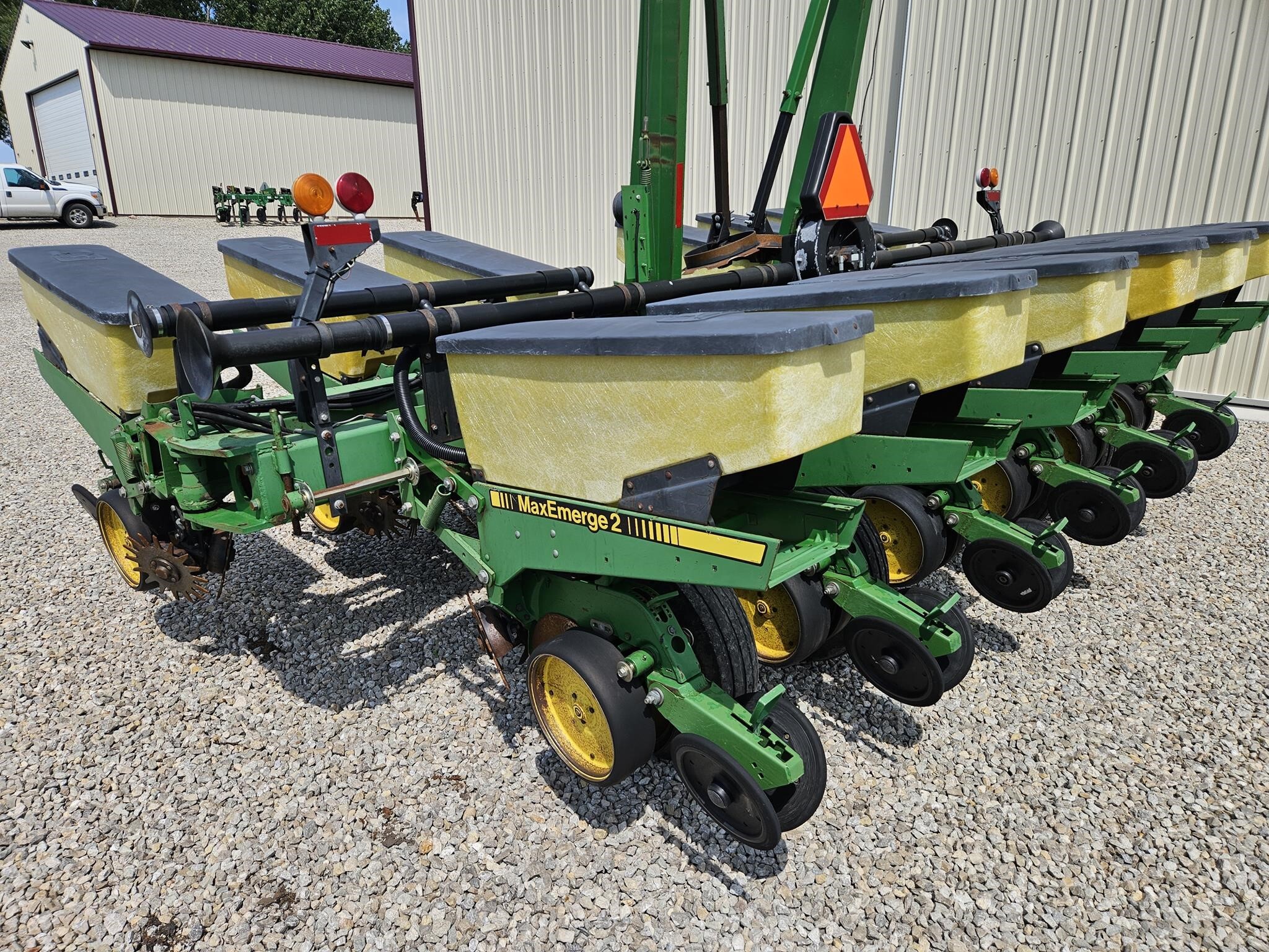  John Deere 7200 Planter