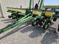  John Deere 7200 Planter