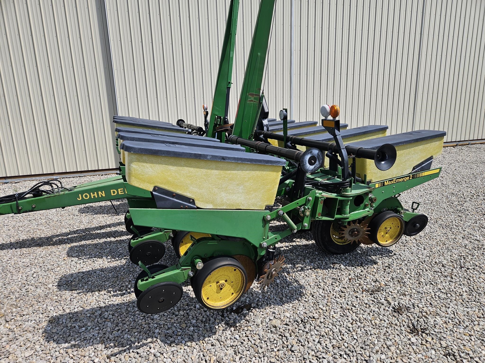  John Deere 7200 Planter