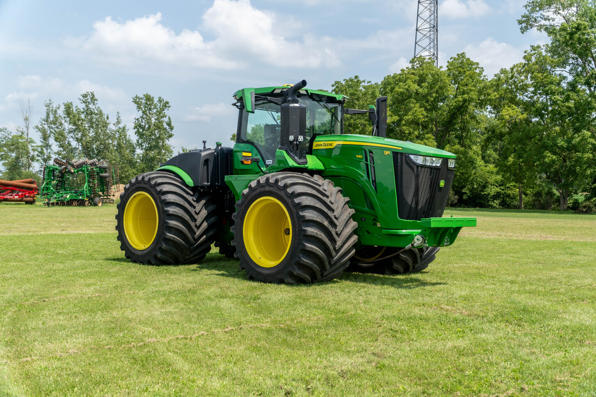 2025 John Deere 9R 540 Tractor
