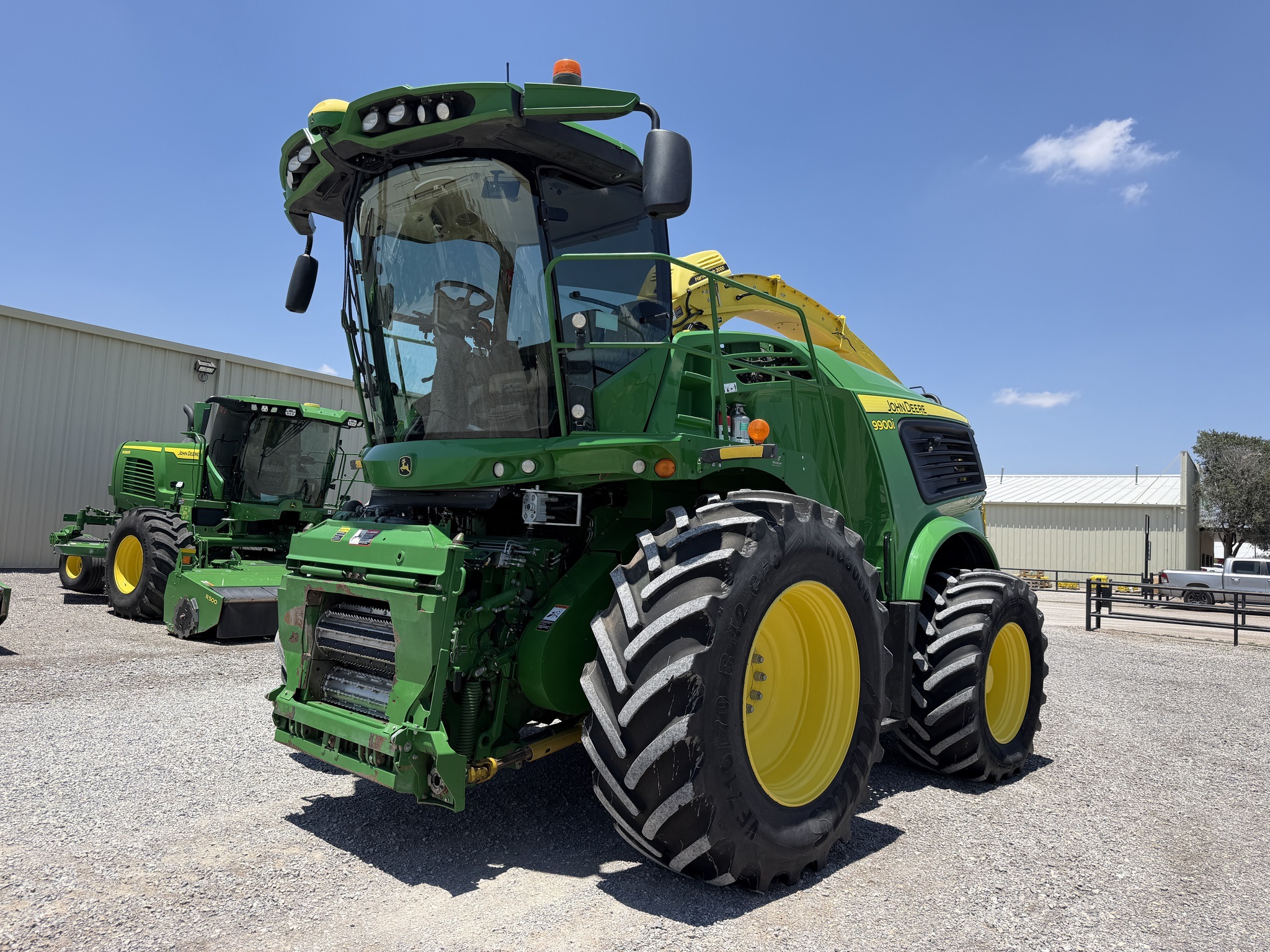 2022 John Deere 9900 Self-Propelled Forage Harvester