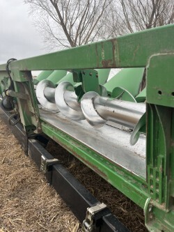 2015 John Deere 612C Corn Head