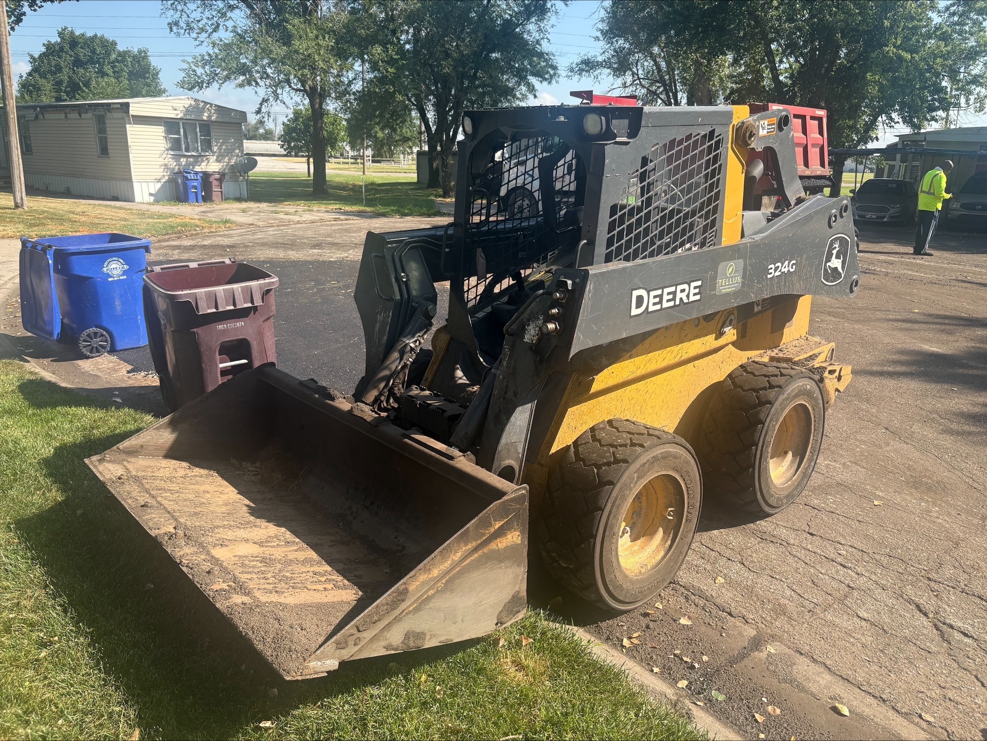 2023 Deere 324G Skid Steer
