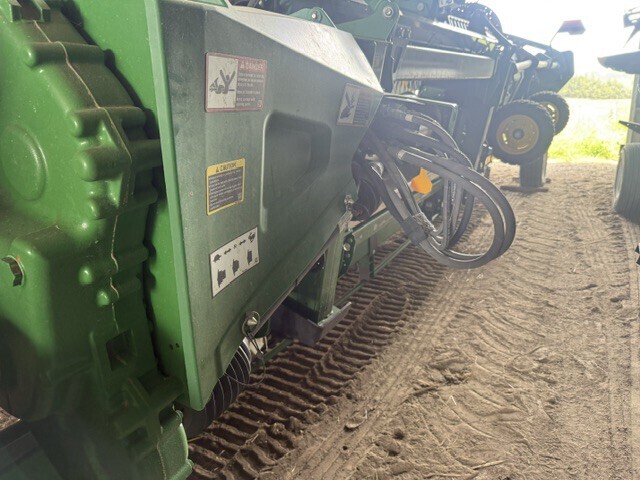 2023 John Deere HD40F Platform