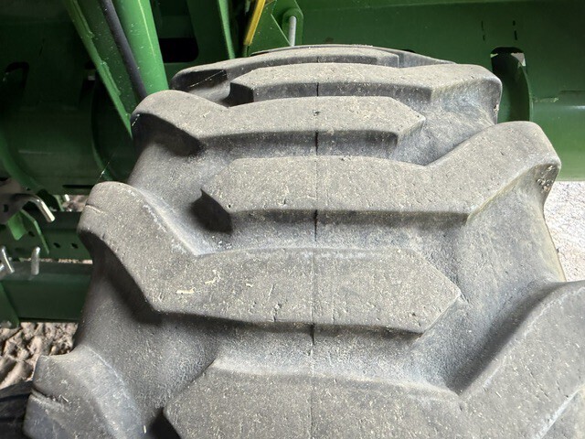 2023 John Deere HD40F Platform