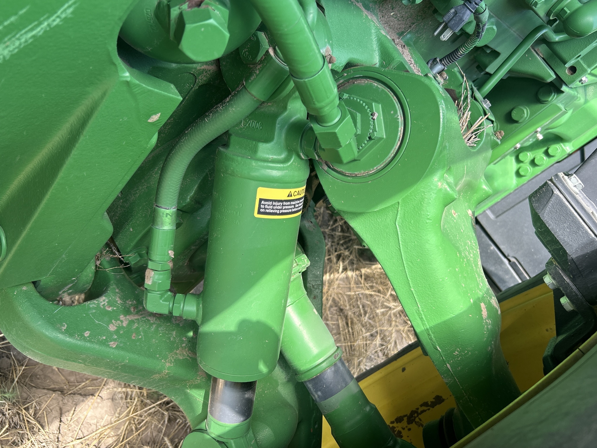 2022 John Deere 8R 370 Tractor