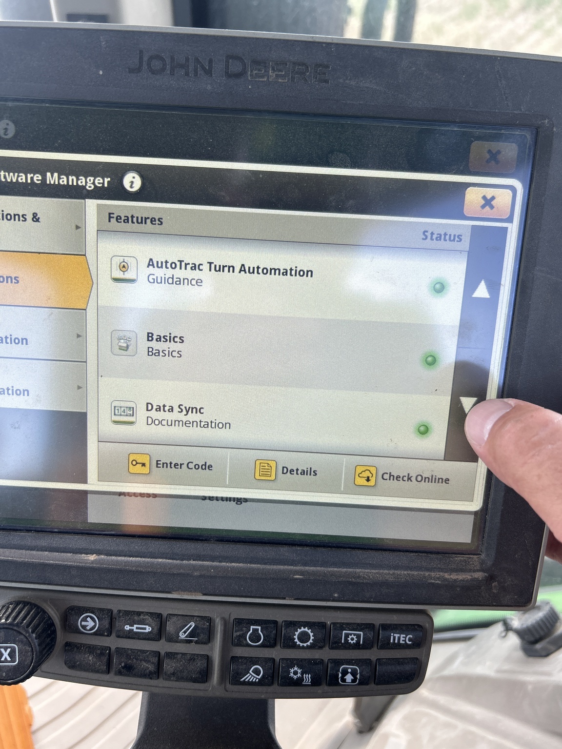 2022 John Deere 8R 370 Tractor