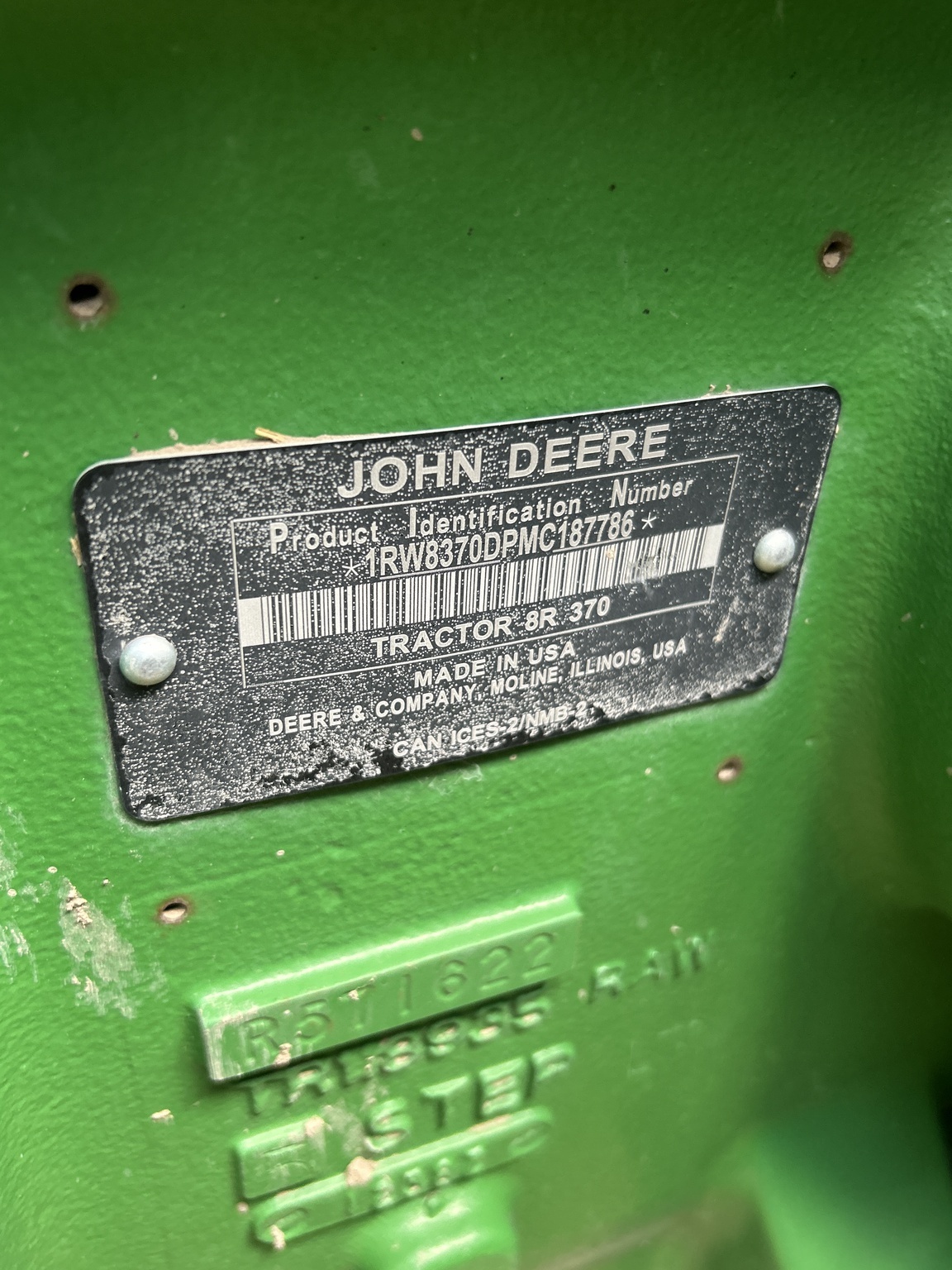 2022 John Deere 8R 370 Tractor