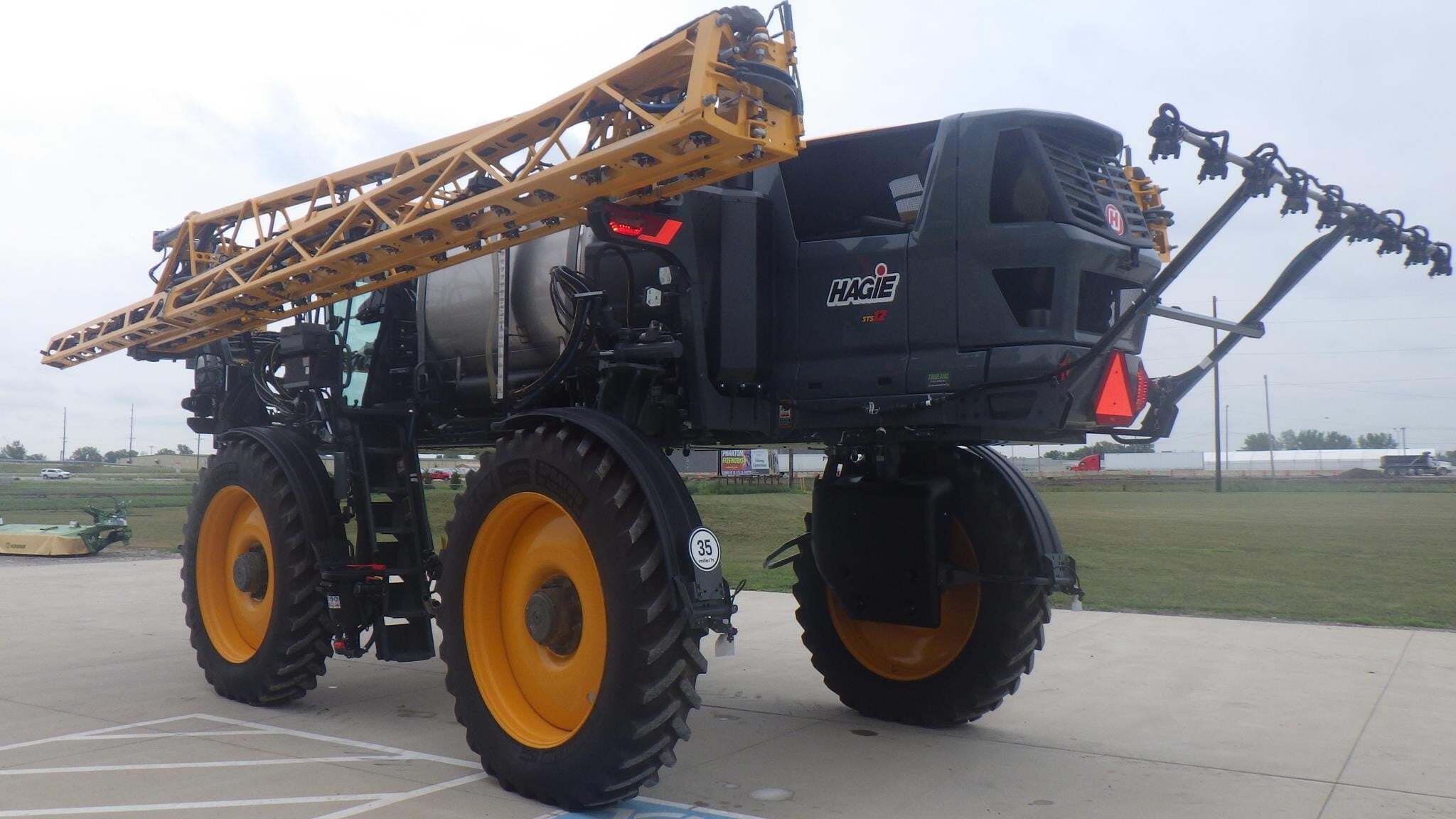 2026 Hagie STS12 Self-Propelled Sprayer
