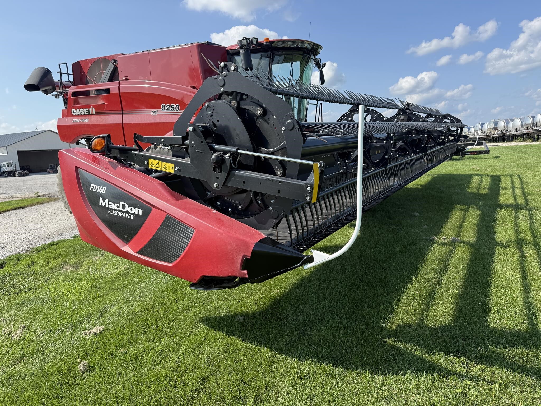 2022 MacDon FD140 Platform