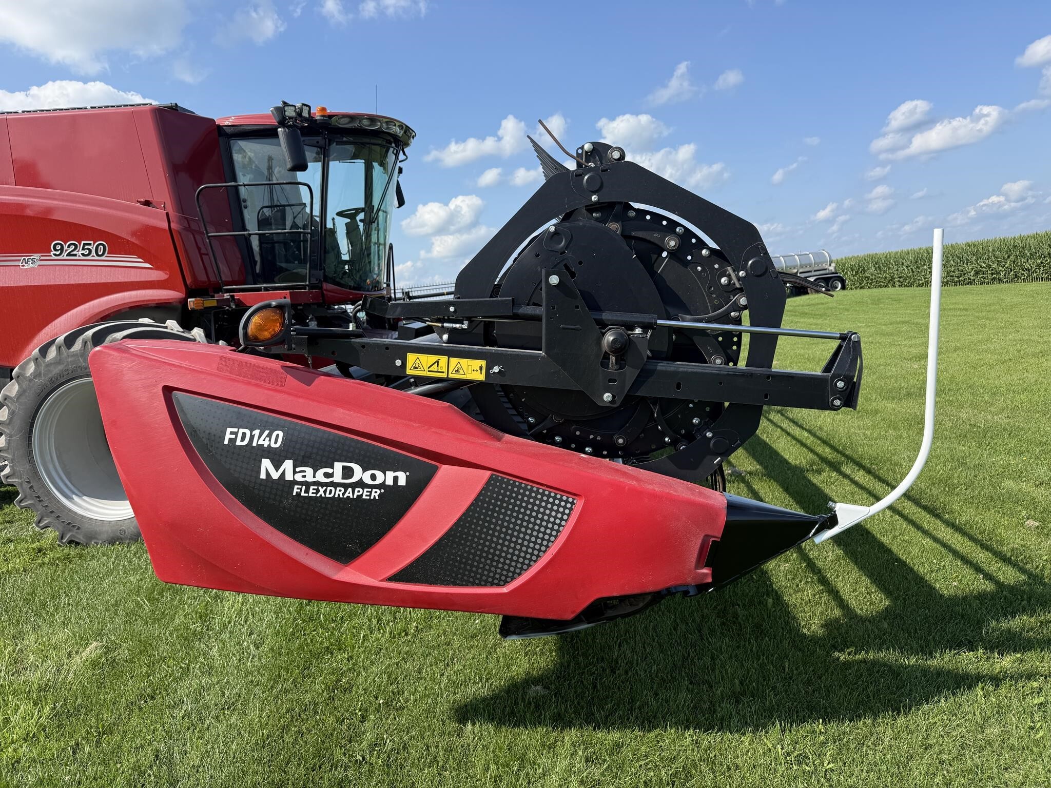 2022 MacDon FD140 Platform