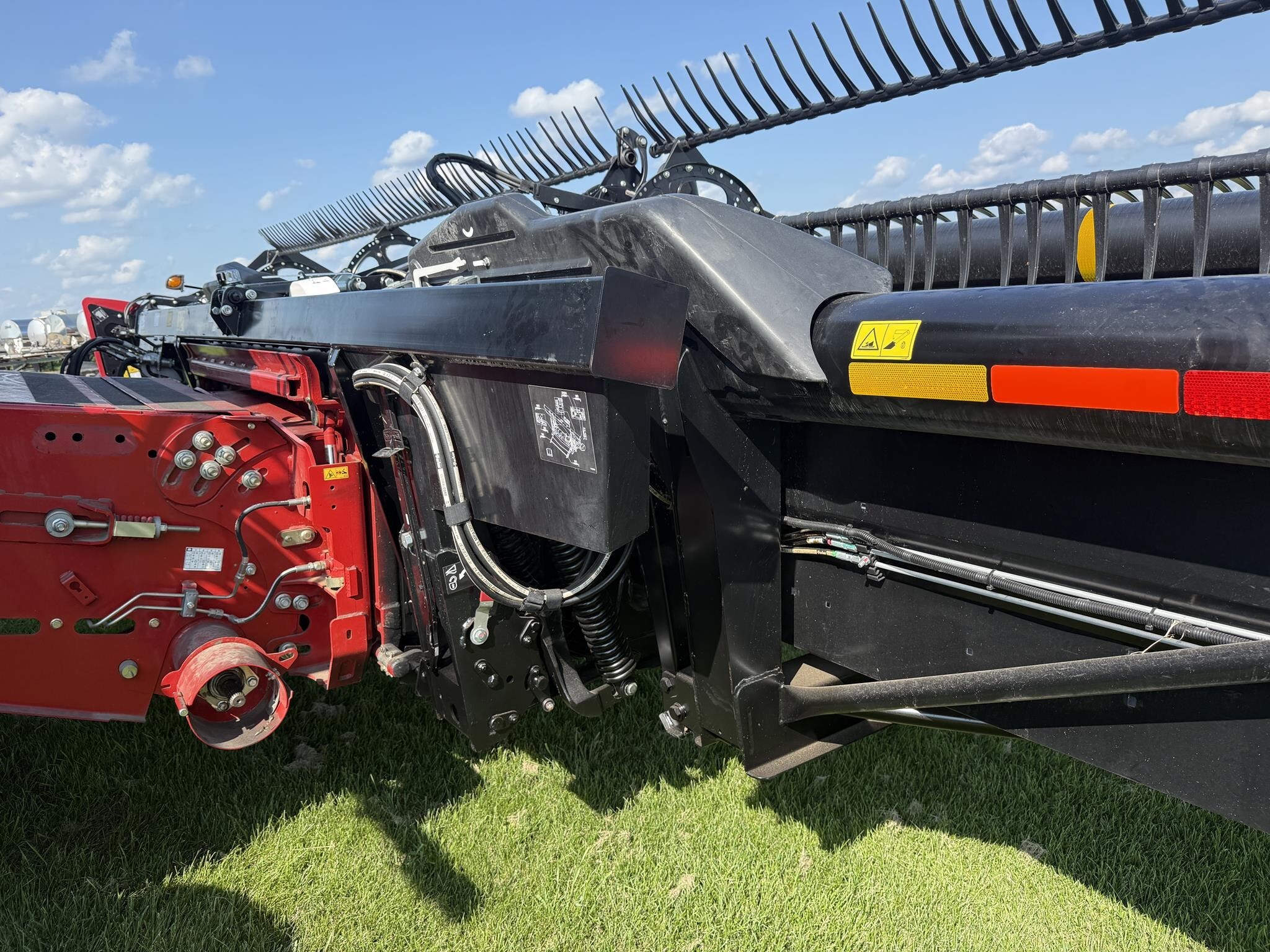 2022 MacDon FD140 Platform