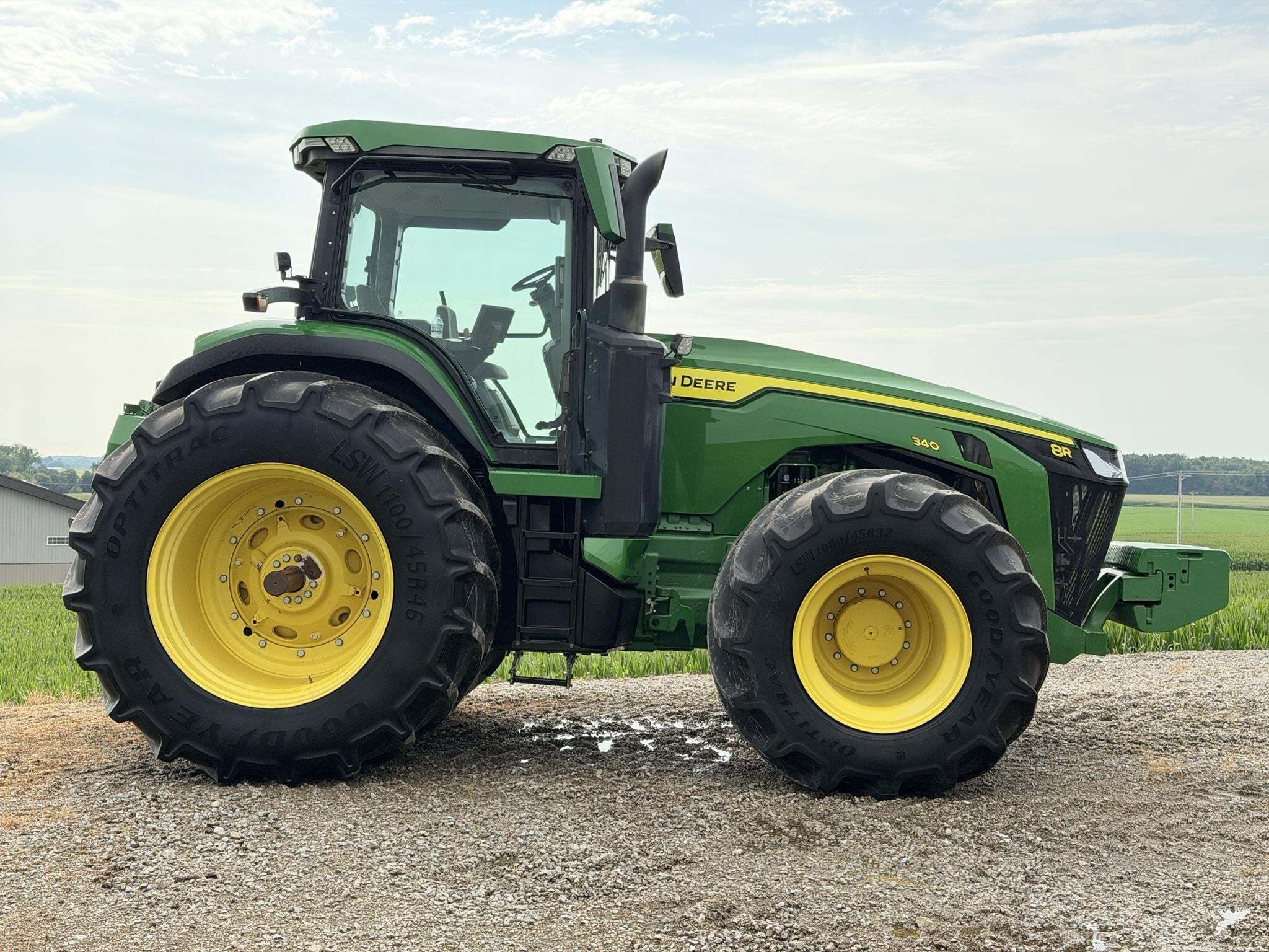 2022 John Deere 8R 340 Tractor