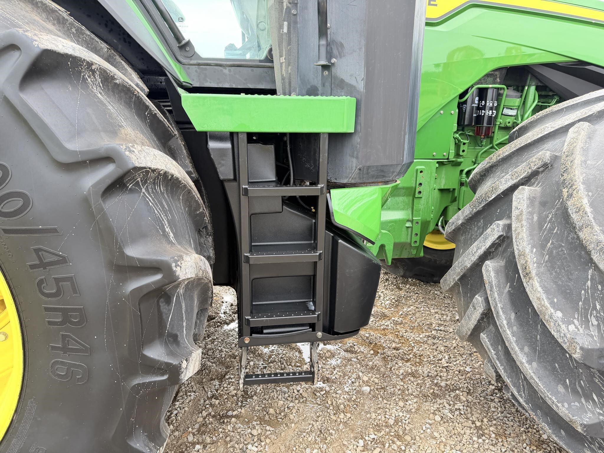 2022 John Deere 8R 340 Tractor