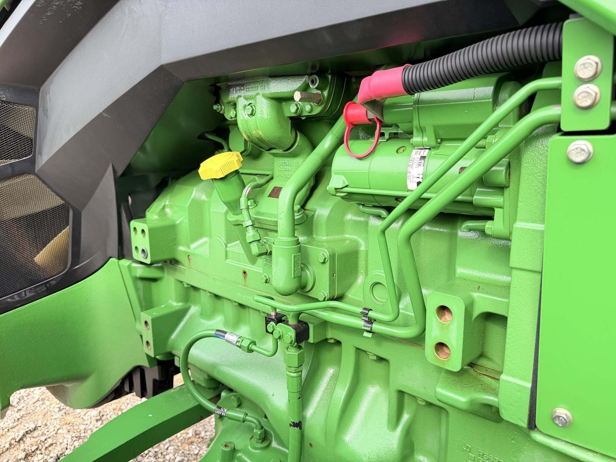 2022 John Deere 8R 340 Tractor