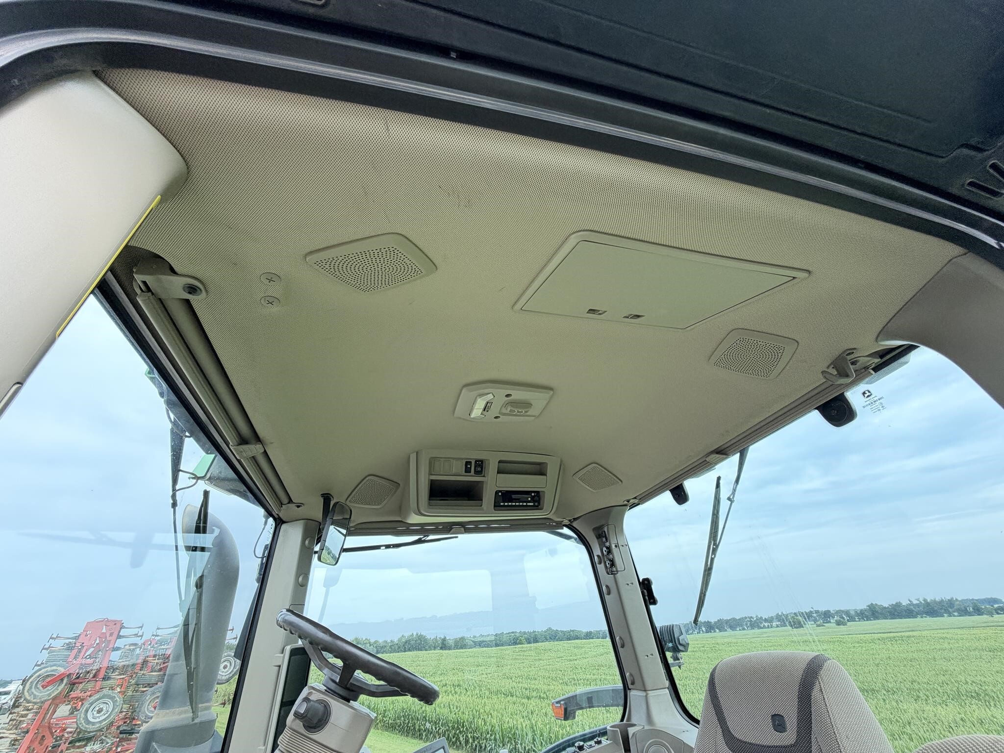 2022 John Deere 8R 340 Tractor