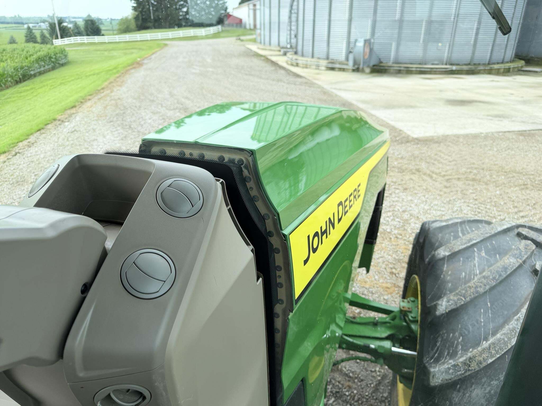 2022 John Deere 8R 340 Tractor