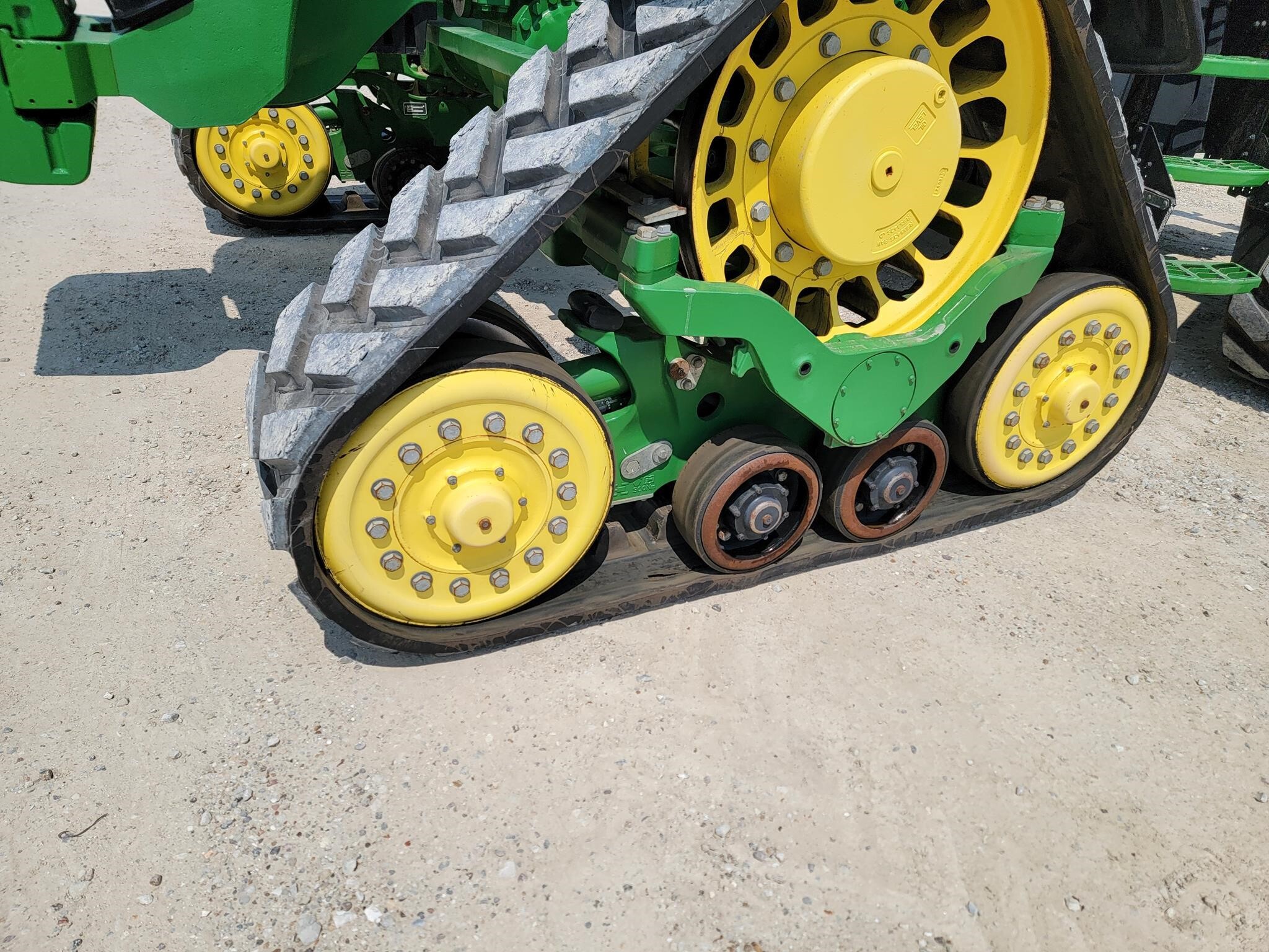 2021 John Deere 8RX 370 Tractor