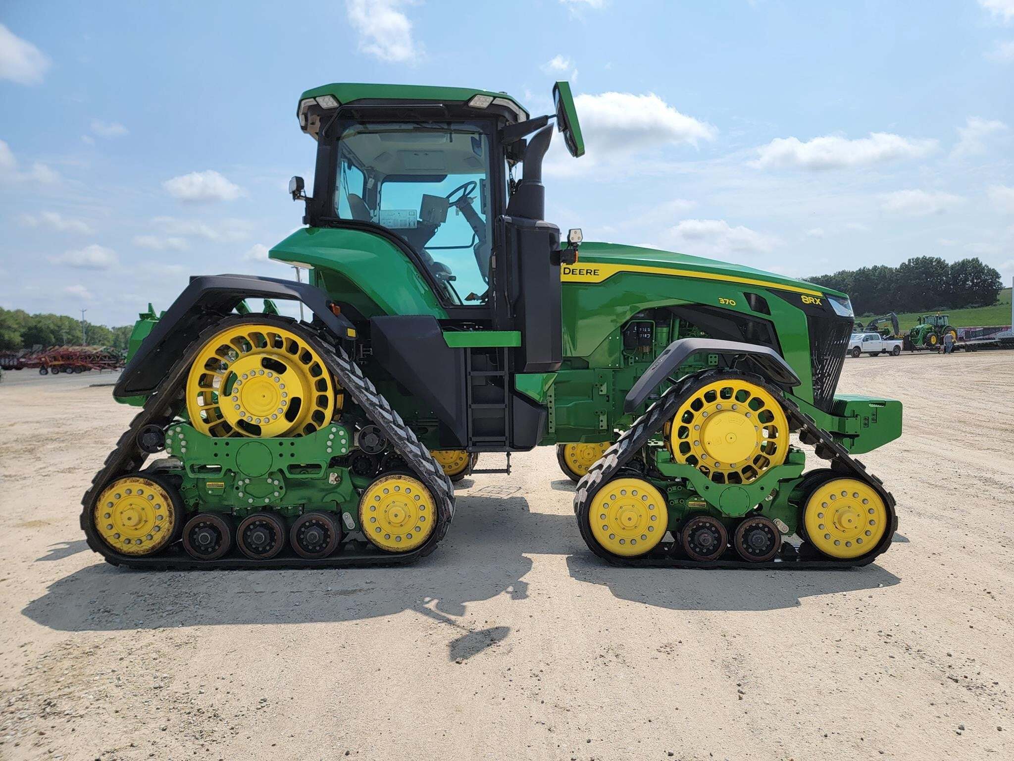 2021 John Deere 8RX 370 Tractor