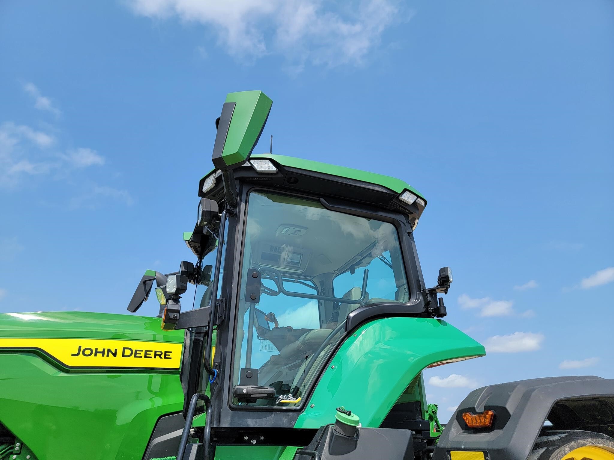 2021 John Deere 8RX 370 Tractor